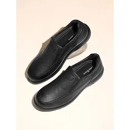 LOUIS STITCH Men Jet Black Milled Lightweight Slip-On Moccasin