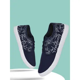 Spotwalk Men Printed Round Toe Sneakers