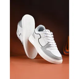 HRX by Hrithik Roshan Men Running Non-Marking Shoes