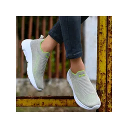 BIRDE Men Grey Textured Sneakers