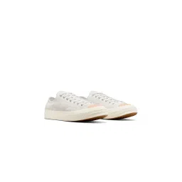 Converse Unisex Chuck 70 Nubuck & Vachetta Low Top Sneaker