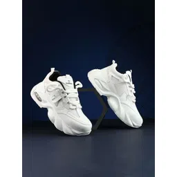 JK Port Men Textured Leather Everyday Sneakers