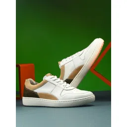 Overdrive Men Colourblocked Leather Sneakers
