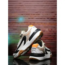 Asian Men Lightweight Sports Sneakers