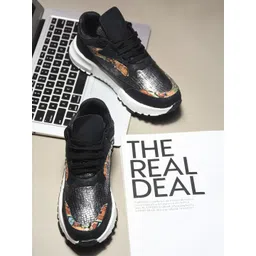 Froh Feet Women Lace-Ups Sneakers