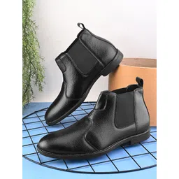 Killer Men Textured Leather Casual Chelsea Boots