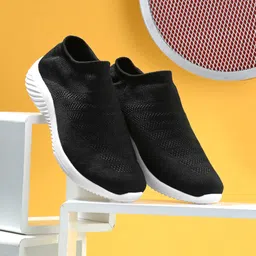 Premium Lightweight Socks Sports Shoes For Women Walking Shoes For Women