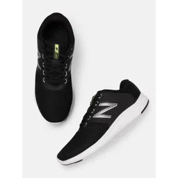 New Balance Men Woven Design Drift Running Shoes