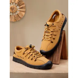 Woakers Men Mesh Synthetic Leather Sneakers