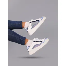 Monrow Women Printed Round Toe Smart Casual Sneakers