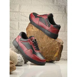 Clog London Men's Black Casual Sneakers