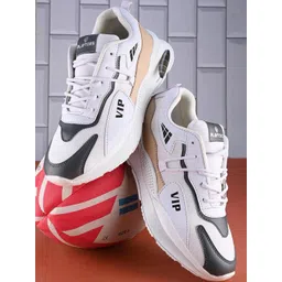 PLAYTOES Men Running Non-Marking Shoes