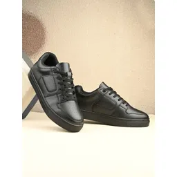 HRX by Hrithik Roshan Men Solid Sneakers Casual Shoes