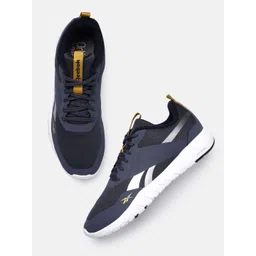 Reebok Men Fair weather 2.0 M Non-Marking Training Shoes