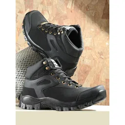 Vellinto Ventra Men Round Toe Casual Boots