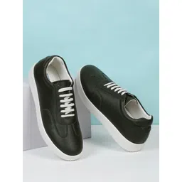 Kosher Men Solid Lace-up Sneakers