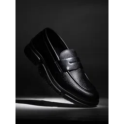 MONKSTORY Gravity Lift Men Leather Slip-On Sneakers