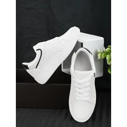 X XIOTA Women Sneakers