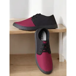 Spotwalk Men Running Shoes