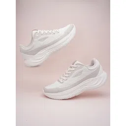 Red Tape Women Mesh Walking Shoes