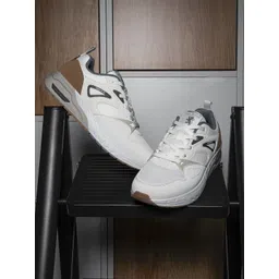 Red Tape Down Town Dapper Men Colourblocked Round Toe Sneakers