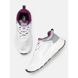 HRX by Hrithik Roshan Women IGNITE RUN Mesh Walking Shoes