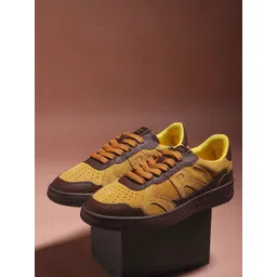 RARE RABBIT Men Colourblocked Round Toe Leather Sneakers