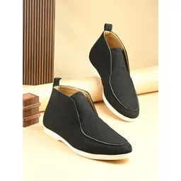 The Roadster lifestyle Co Men Slip On Boots