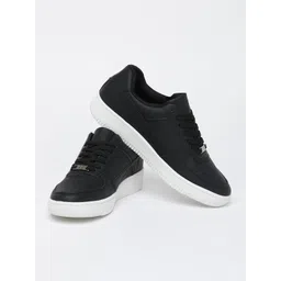 Snitch Men Black Casual Sneakers
