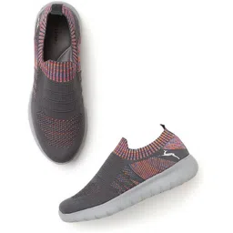 ML00128211 Walking Shoes For Women