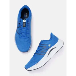 New Balance Men Woven Design Propel Running Shoes