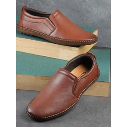 Metro Men Leather Slip-On Sneakers