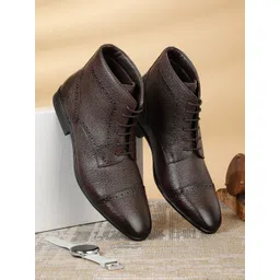 Teakwood Leathers Men Textured Leather Regular Boots