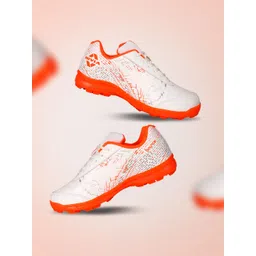 NIVIA Men Bounce Cricket Shoes