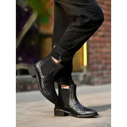 Hvnly by Shoetopia Women's Black Chelsea Boots