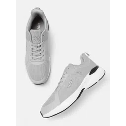 HRX by Hrithik Roshan Men Running Shoes
