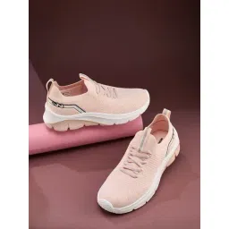 Campus Women's Peach Walking Shoes