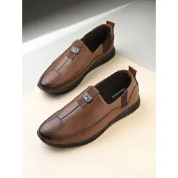 Provogue Men Textured Round Toe Lightweight Cleated Sole Slip-On Sneakers