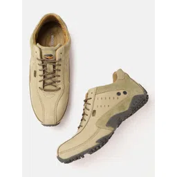 Woodland Men Round-Toe Leather Sneakers