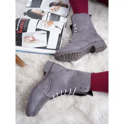 Shezone Women Block-Heeled Regular Boots