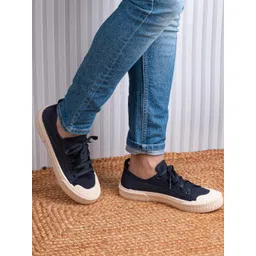 Styli Men Canvas Lace-Up Casual Shoes