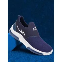 HOTSTYLE Men Colourblocked Slip-On Sneakers