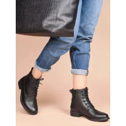 Clog London Women's Black Derby Boots