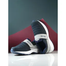 BIRDE Men Colourblocked Slip-On Sneakers