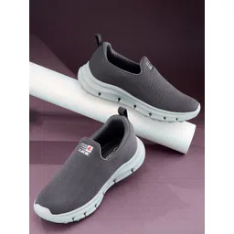 Duke Men Mesh Walking Shoes