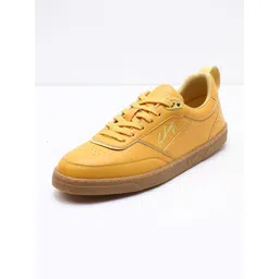 RARE RABBIT Men Perforations Sneakers