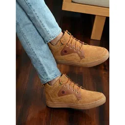 knoos Men Textured Round Toe Biker Boots