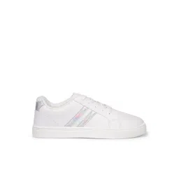 North Star by Bata Women's SKATER 2.0 White Sneakers
