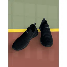 KazarMax Men Textured Slip On Sneakers