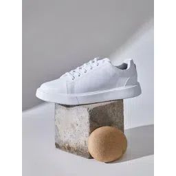 Neemans Men's Classic White Casual Sneakers